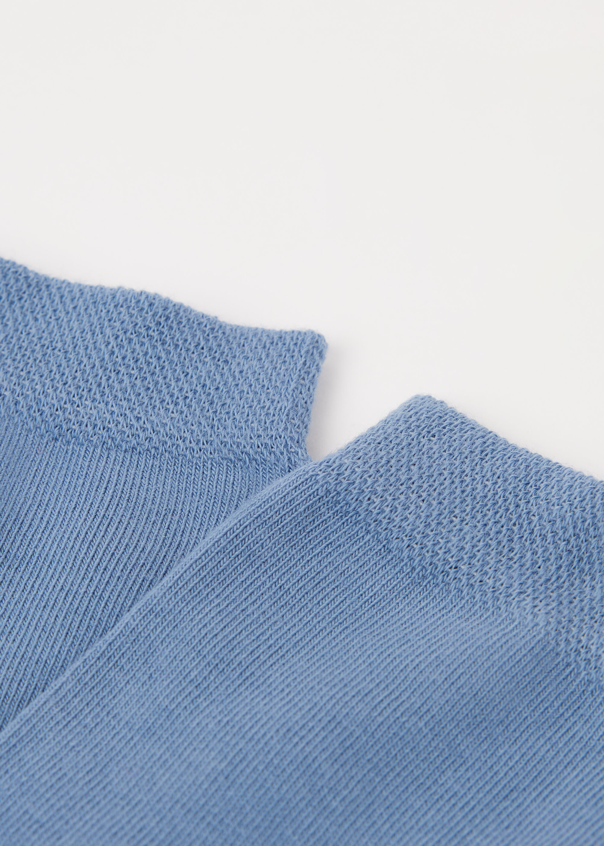 Kurze Socken mit gemustertem Rand