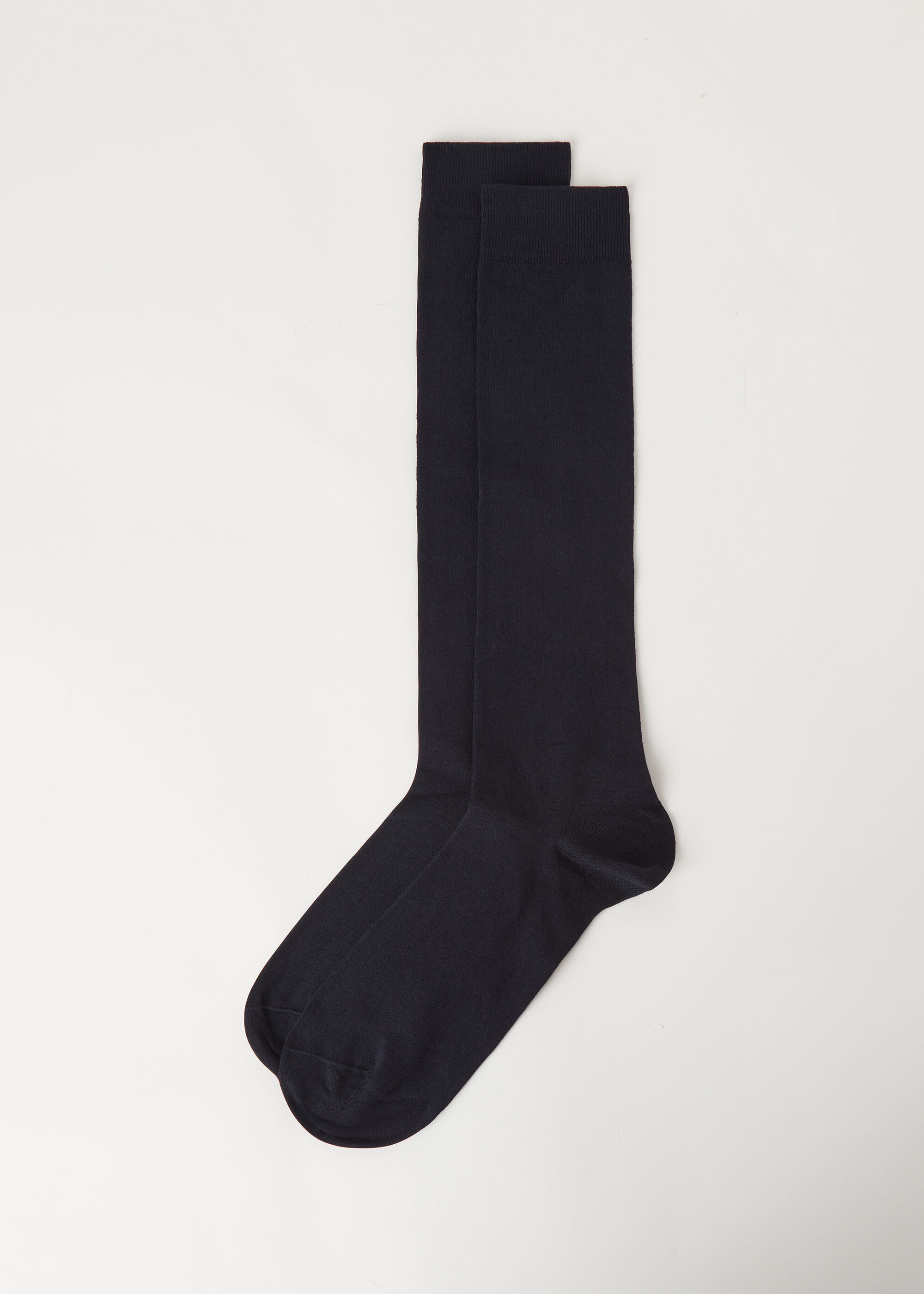 Långa stretchiga herrstrumpor i bomull