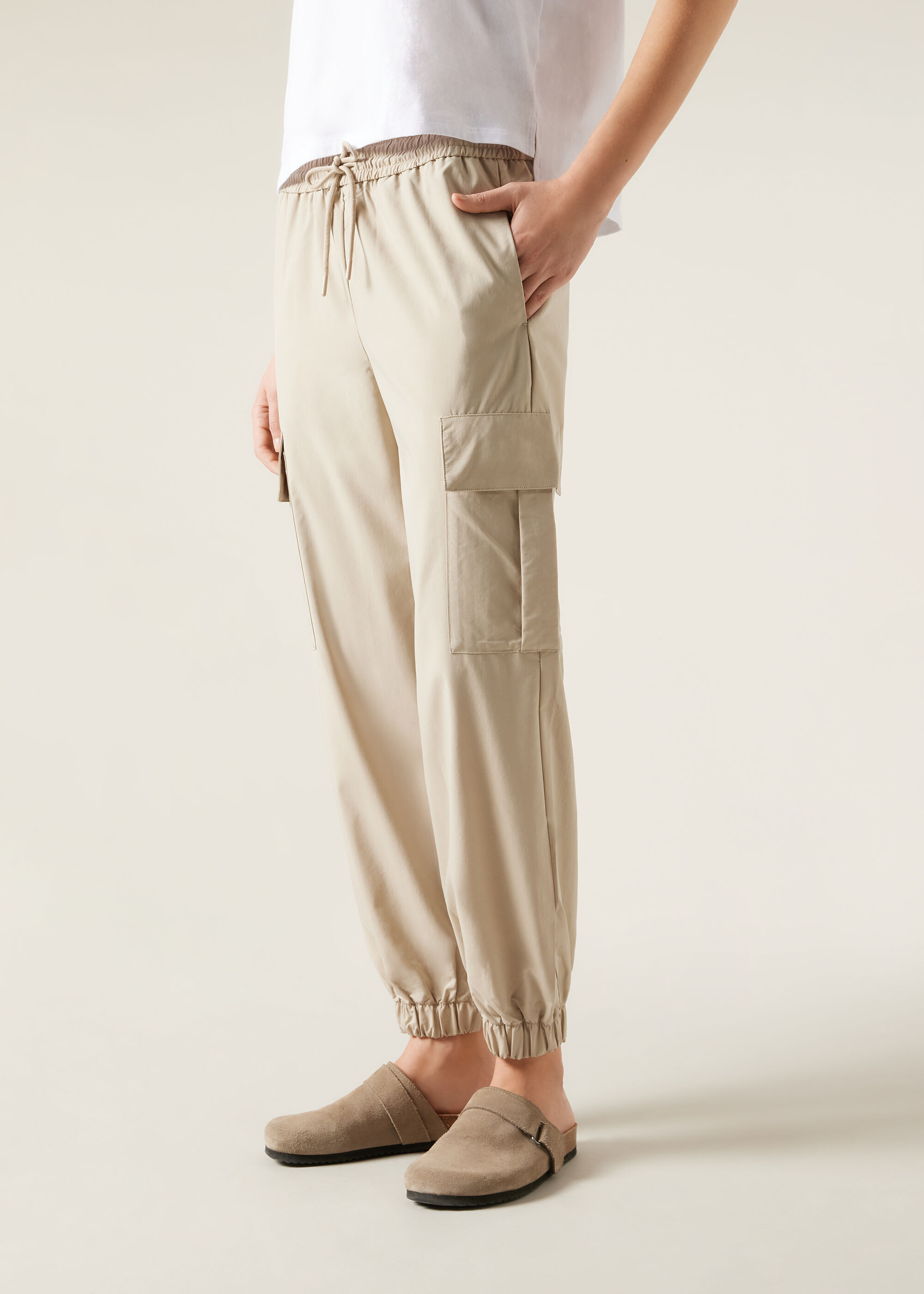 Joggery cargo
