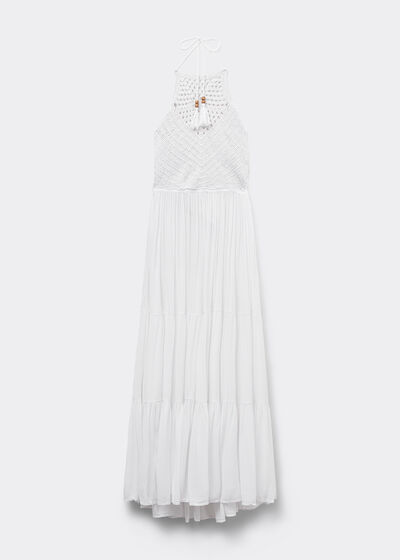 Langes Kleid mit Häkeloberteil