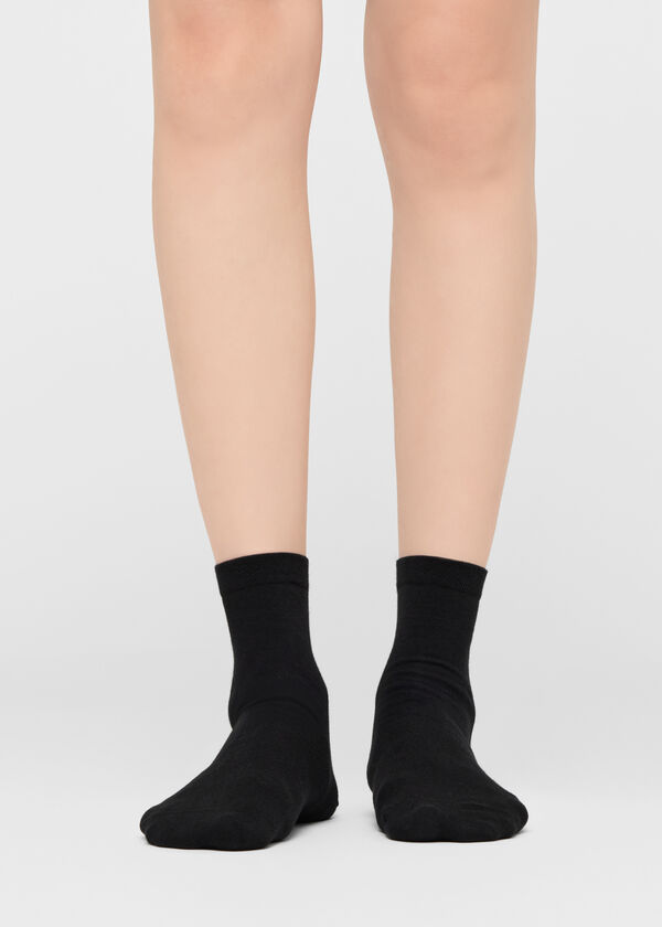 Trim Detail Short Socks
