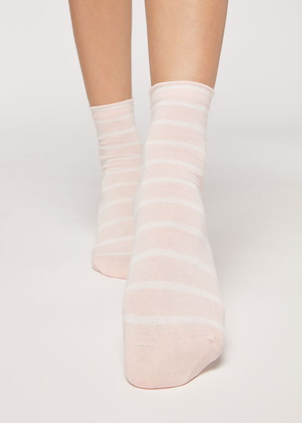 Striped Motif Short Socks