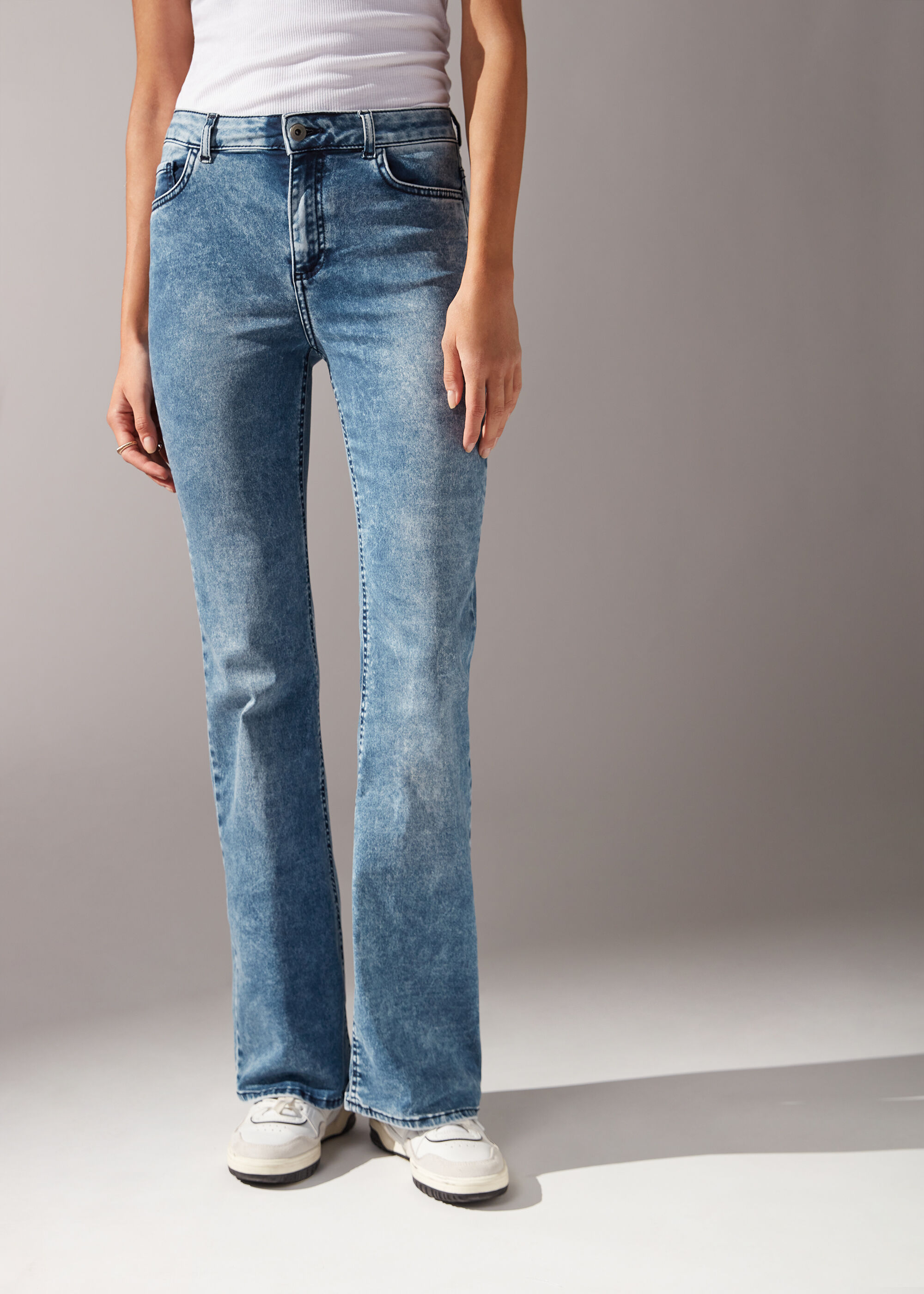 Flared Jeans