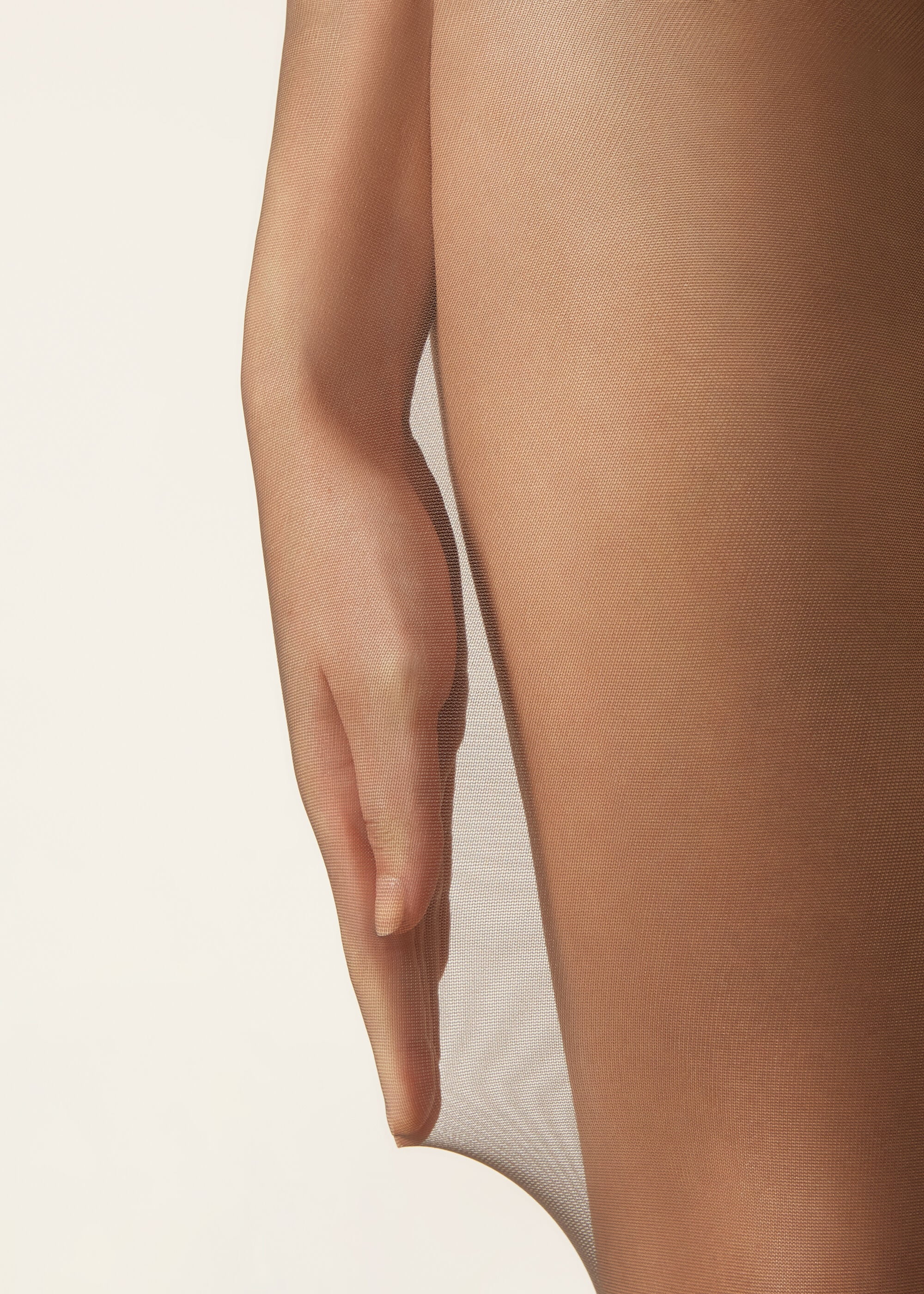 Prozirne hulahopke od 30 dena Control Top Sculpt