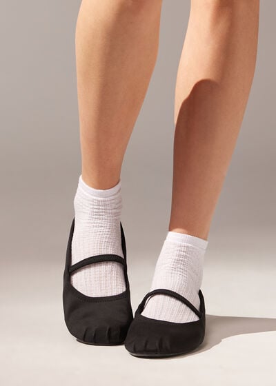 Krátké měňavé ponožky s děrováním