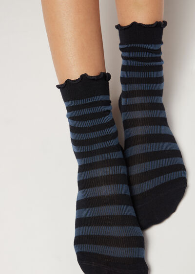 Short Patterned Socks