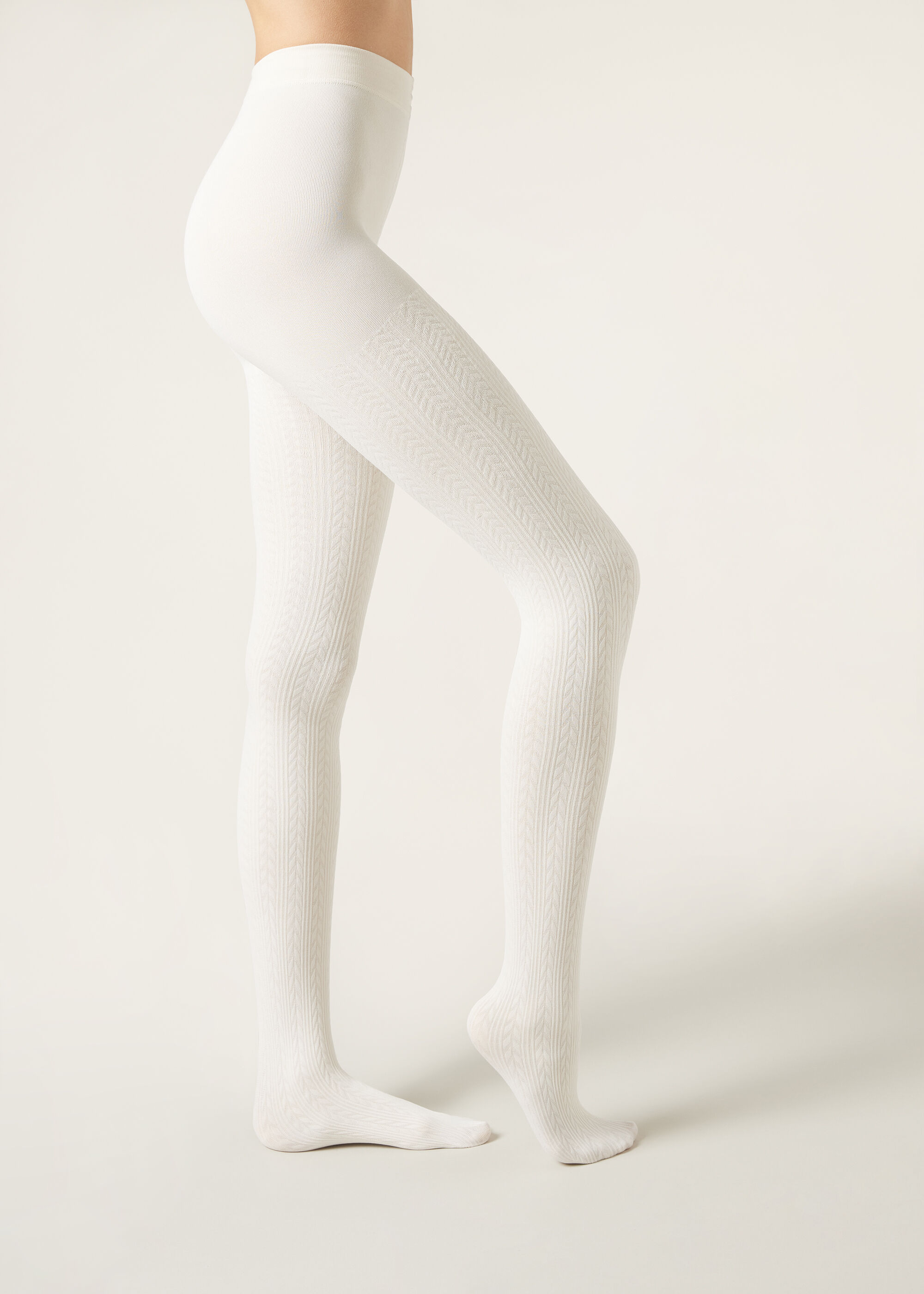 Cable-Patterned Opaque Thermal Tights