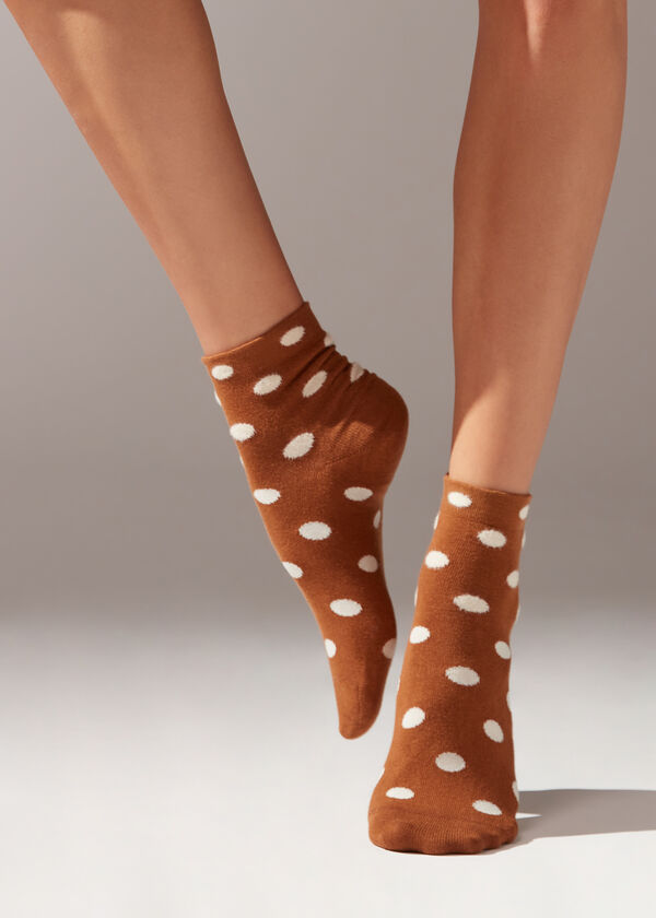 Krátke ponožky s bodkovaným vzorom