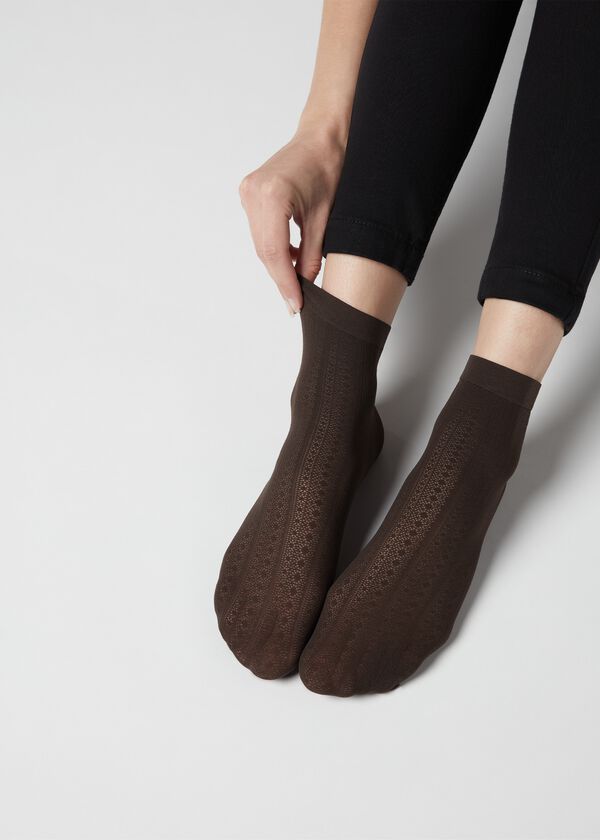Women’s Patterned Fishnet Socks