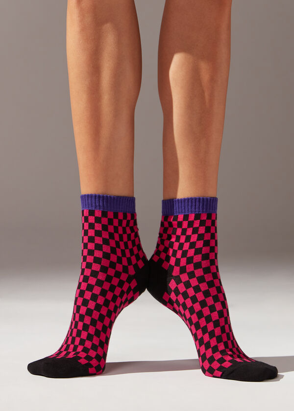Check-Patterned Short Socks