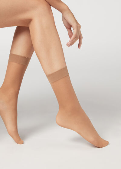 20 denier 3/4 Length Sheer Socks