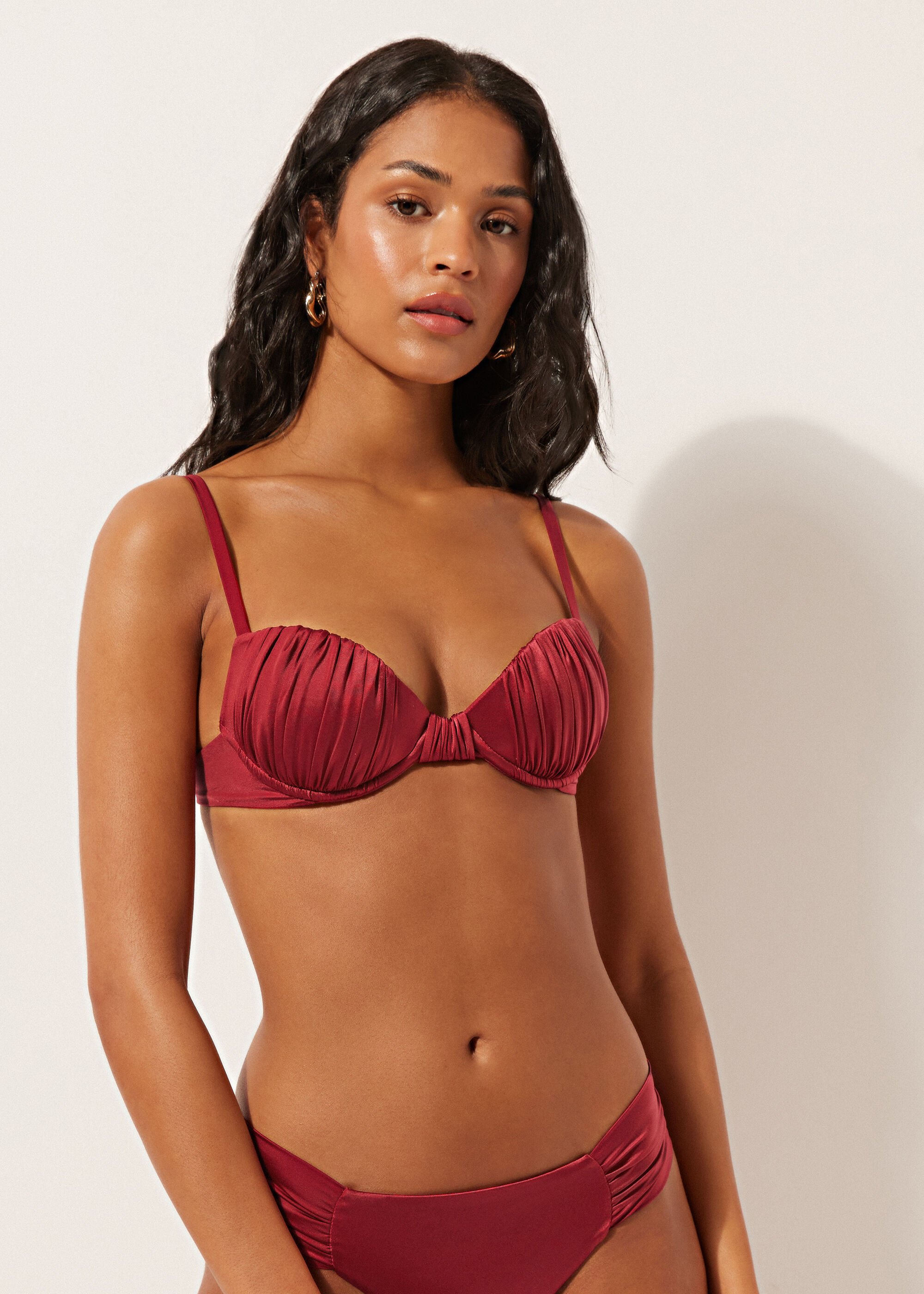 Vycpaný Push-Up Top na Bikini Shiny Satin