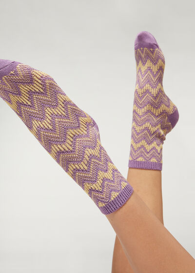 Krátke ponožky s farebným cikcakovým vzorom