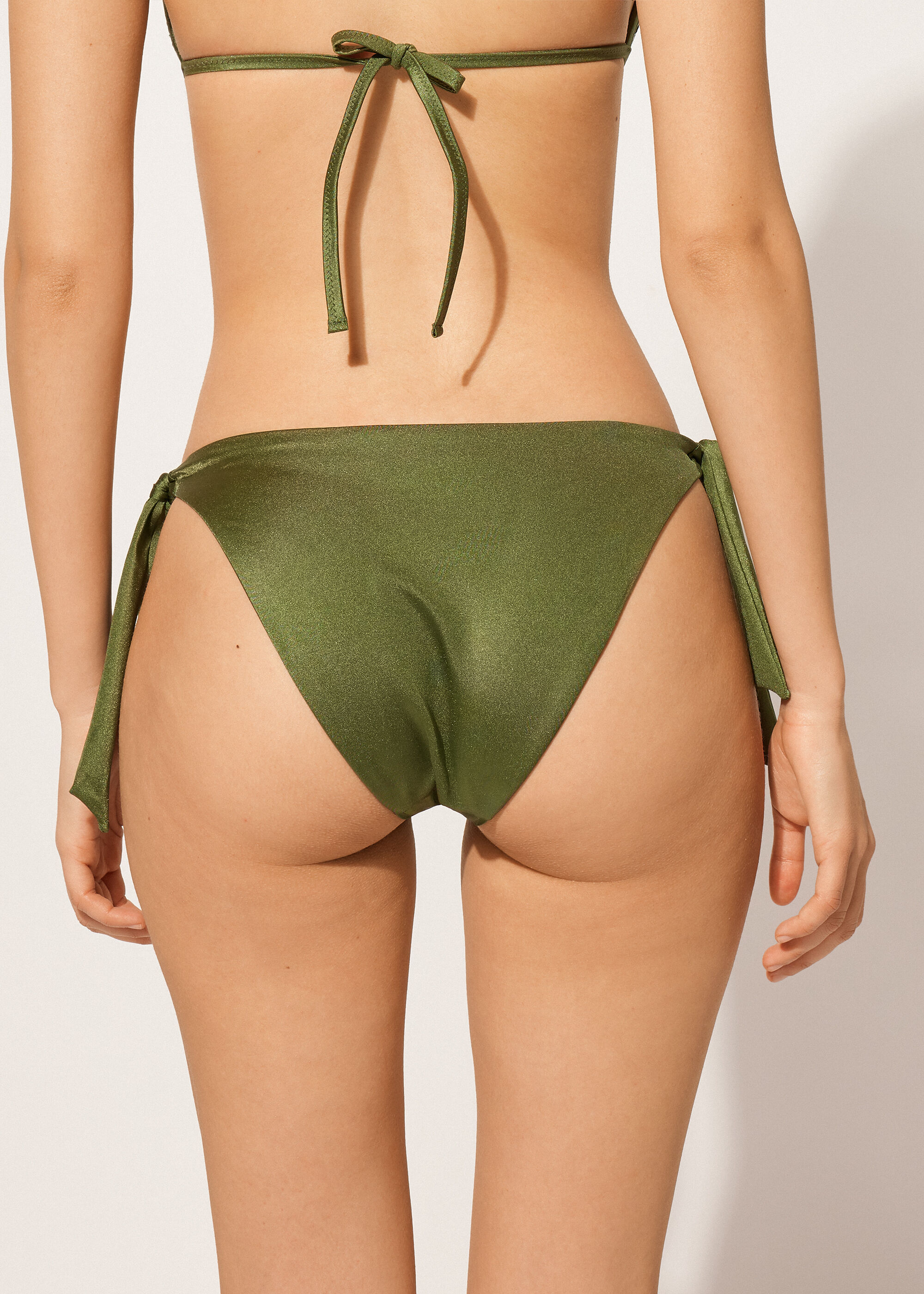 Bikinihose mit Schleifen Glowing Surface
