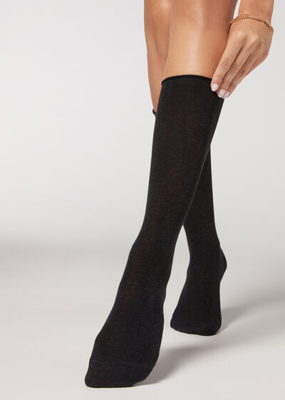 Women’s Smooth Cotton Mid-Calf Socks