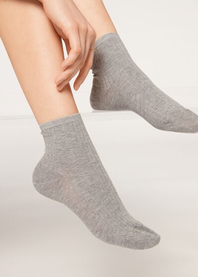 Krátke vrúbkované ponožky