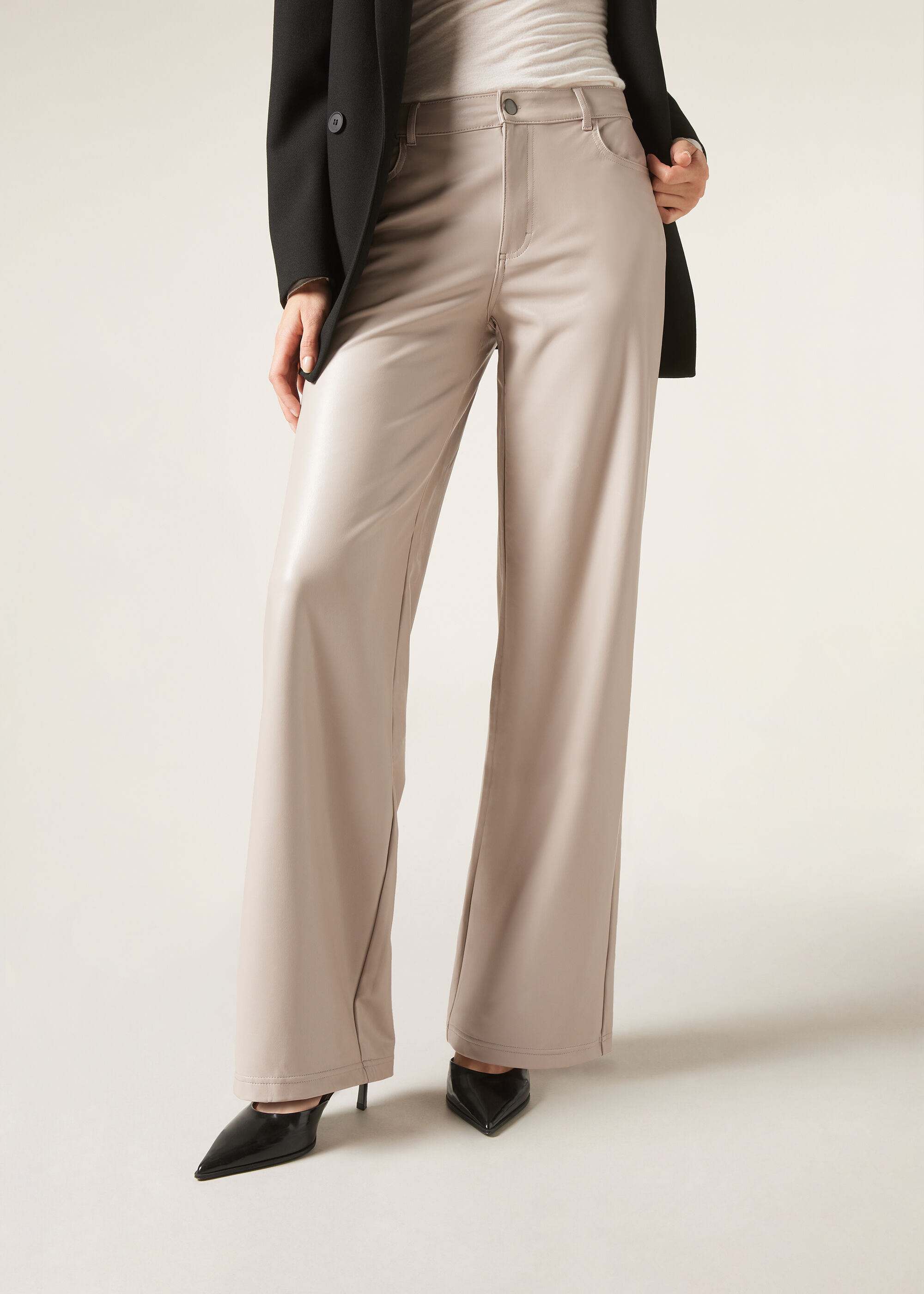 Broek met Wijde Pijpen met Gecoat Effect