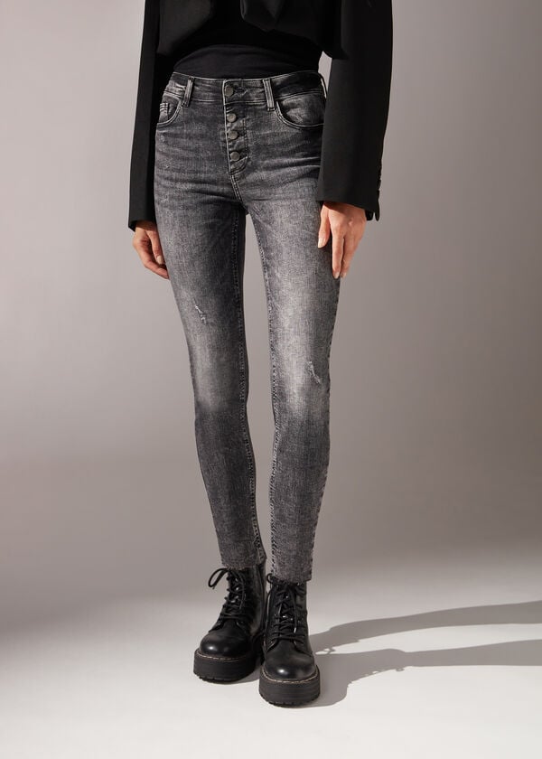 Super Skinny Jeans with Buttons