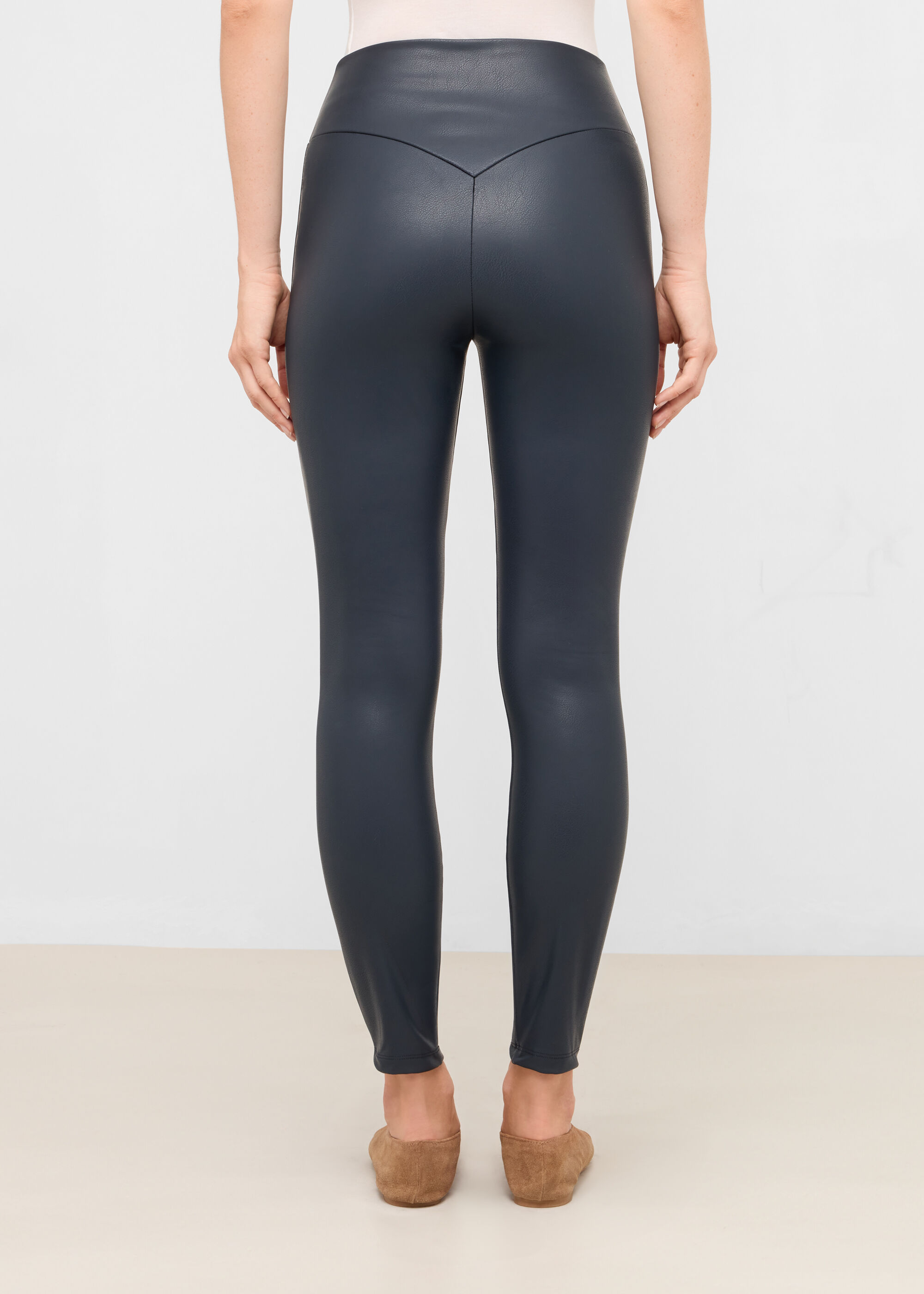 Leggings in Lederoptik