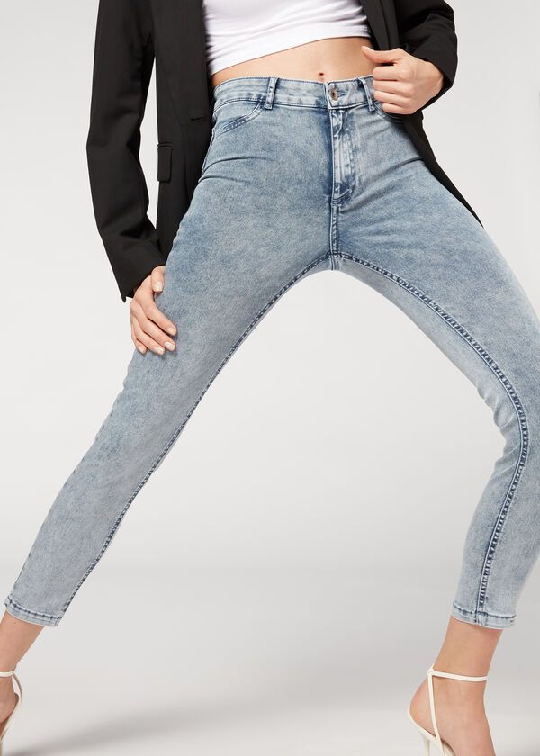 Push-up skinny džíny se sepraným efektem