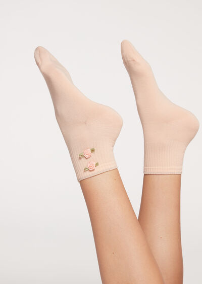 Short Socks with Side Appliqué Detail