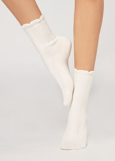 Romantik Kenarlı Kaşmir Soket Çorap
