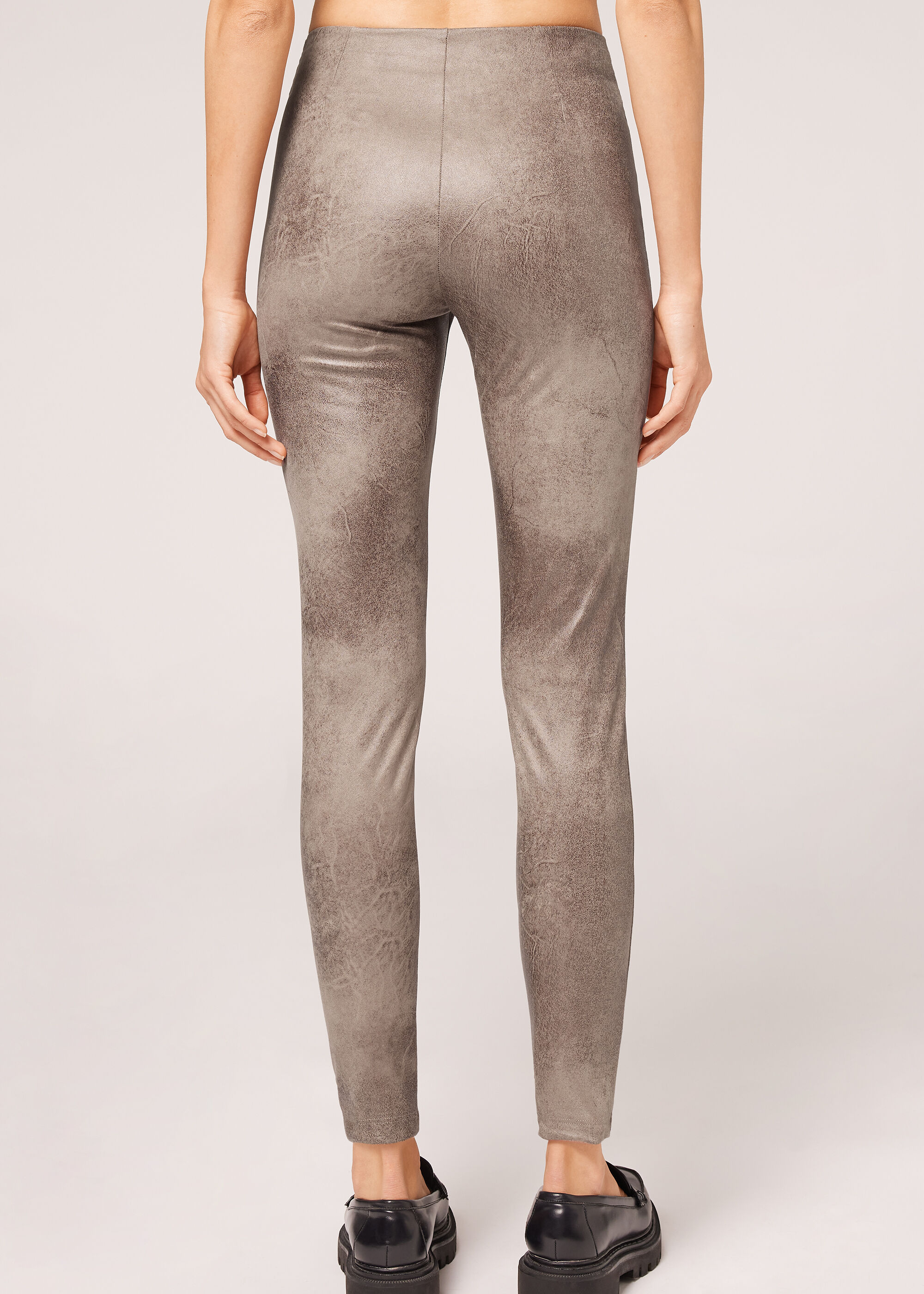 Leggings i mocka med vintageeffekt