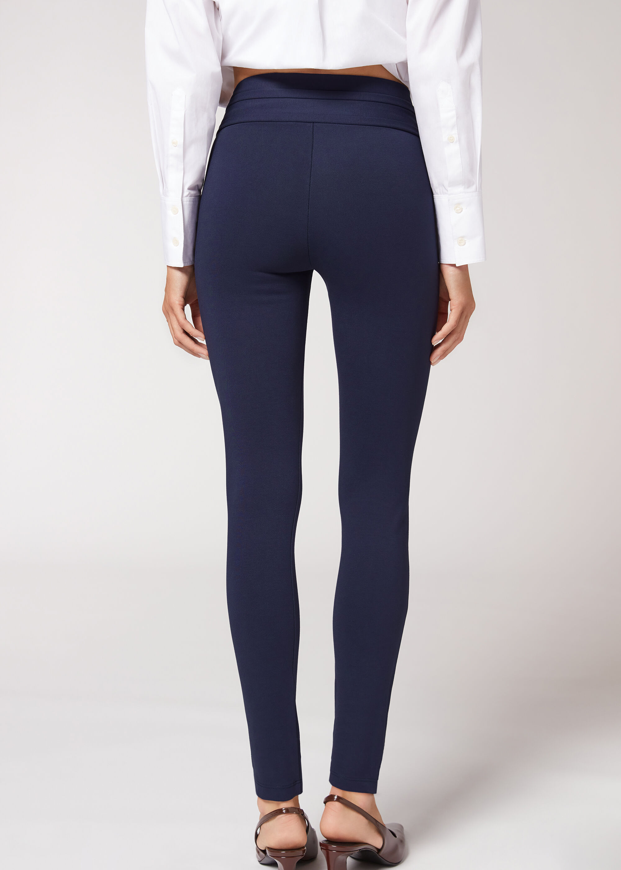Tvarujúce skinny legíny s gombíkmi