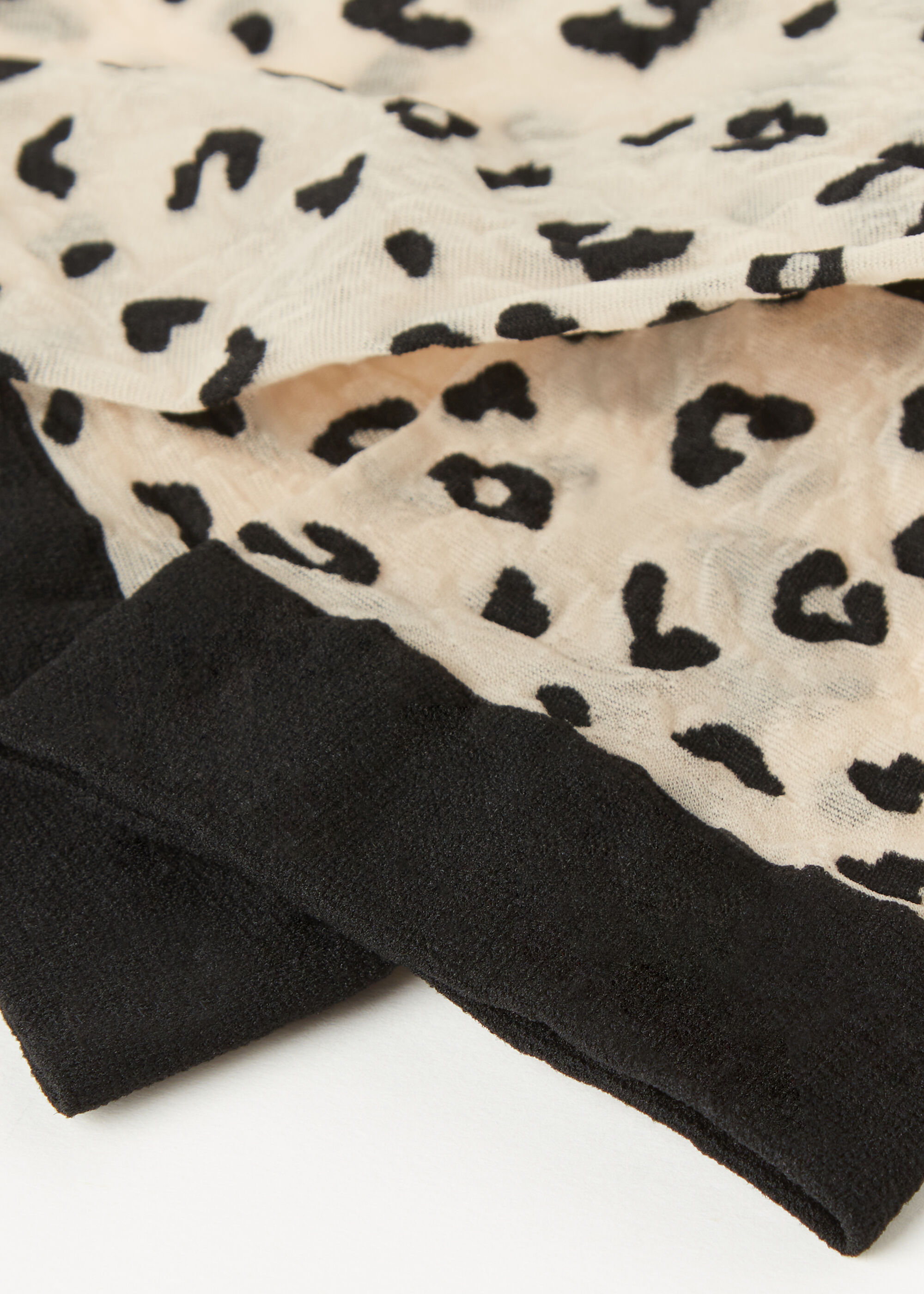Animal Pattern 15 Denier Sheer Short Socks