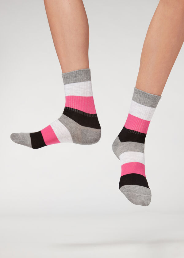 Stripe Patterned Short Socks