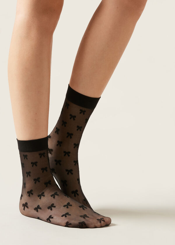 All-Over Bow Socks