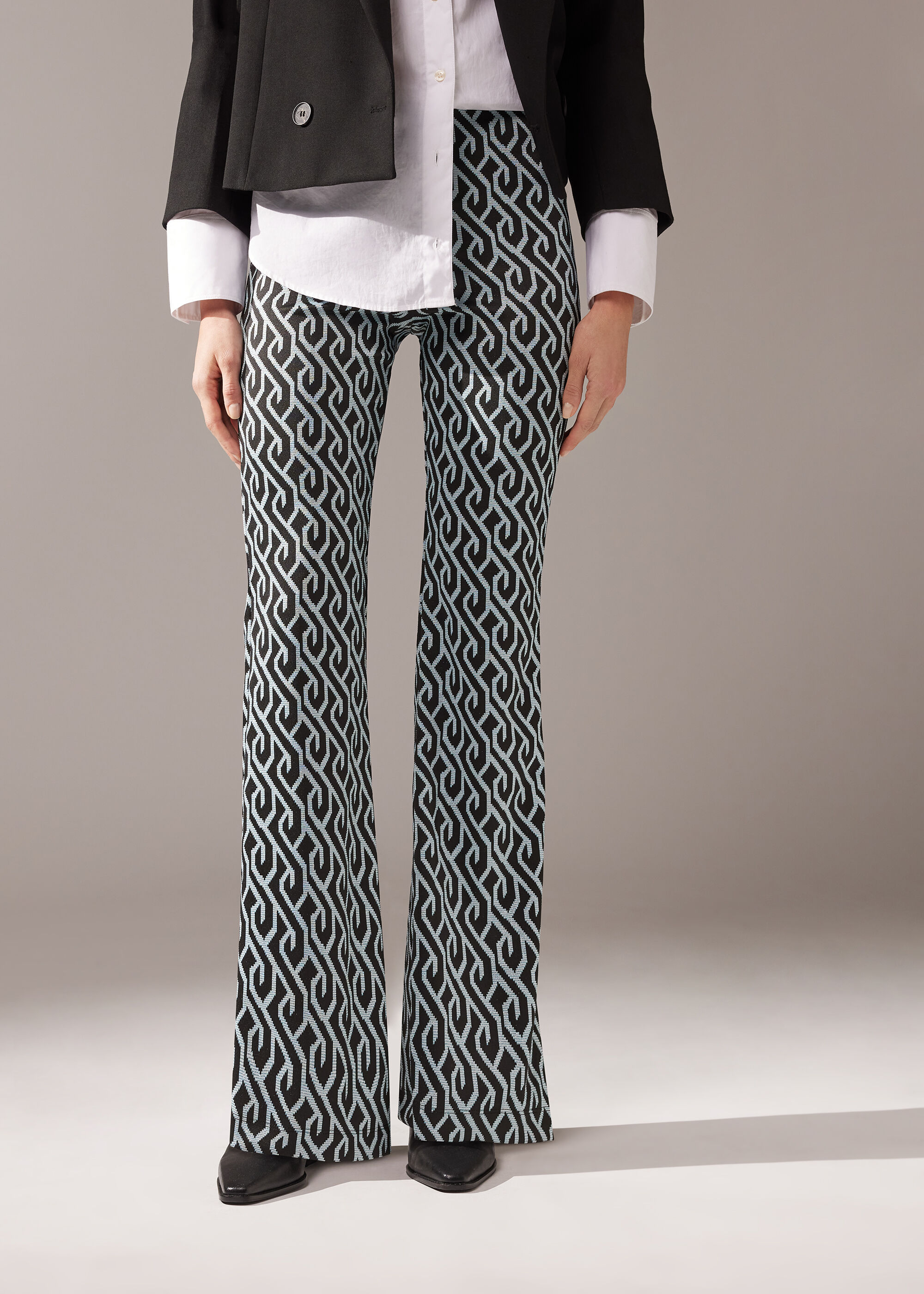 Flare leggings med geometriskt mönster