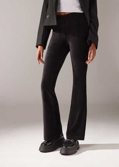 Flared Leggings in Micro-rib Velvet