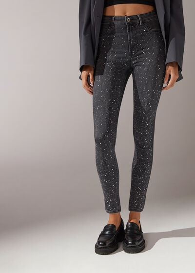 Push Up Skinny Jeans with Rhinestones and Studs