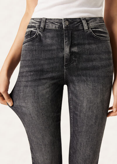 喇叭九分牛仔褲