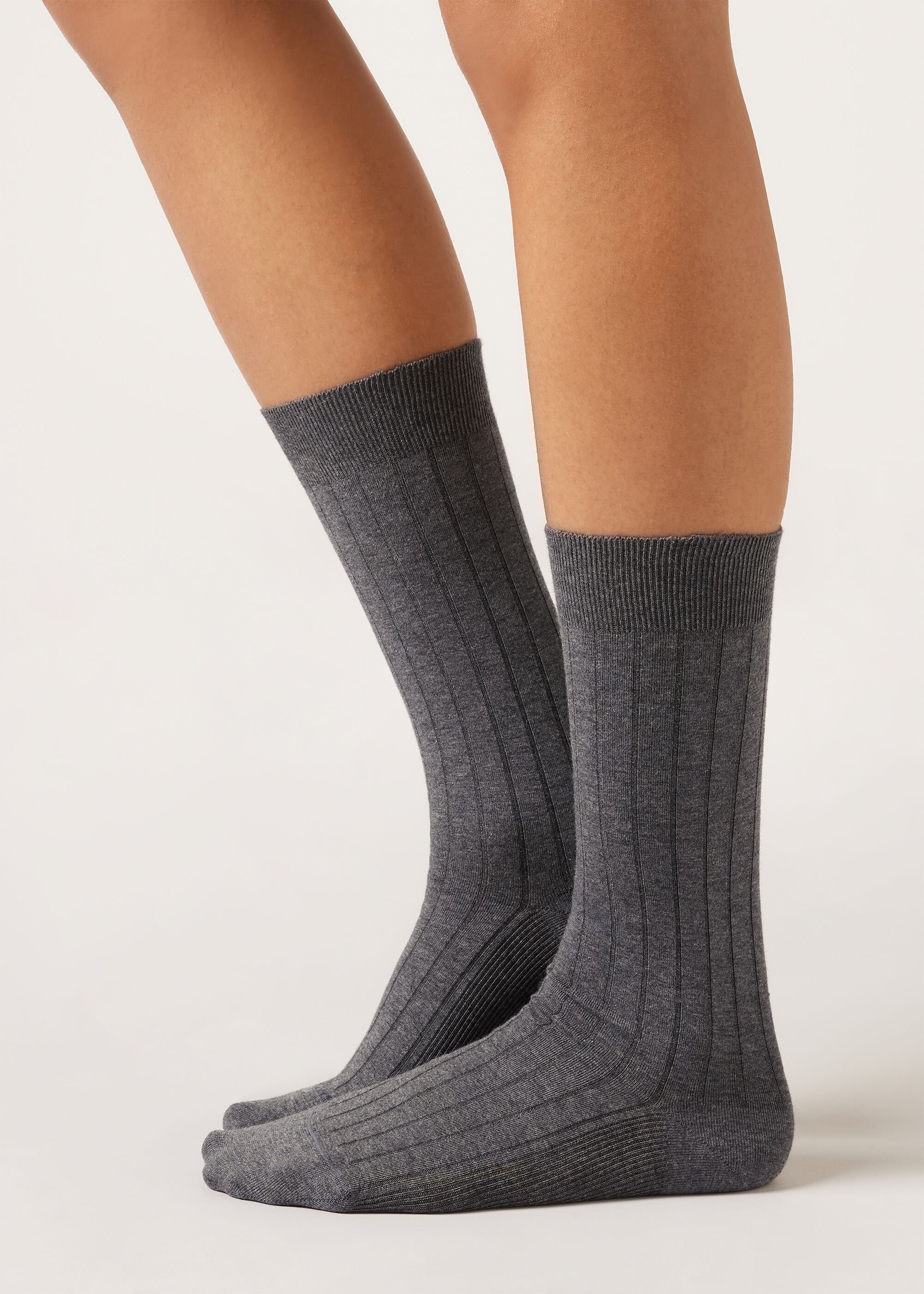 Ribbed Mid-Calf Socks