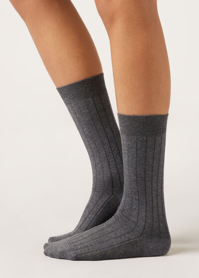 Ribbed Mid-Calf Socks