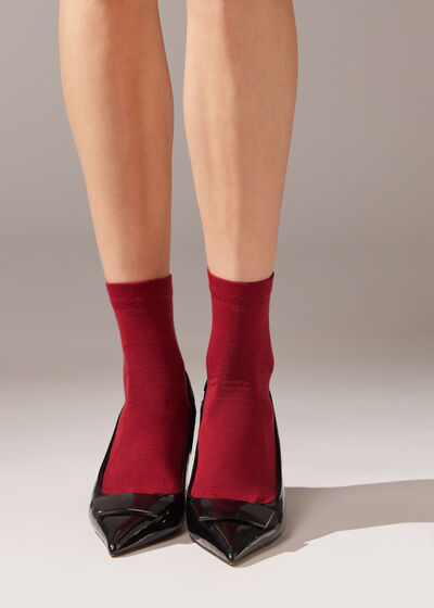 Krátke ponožky s ozdobným lemom