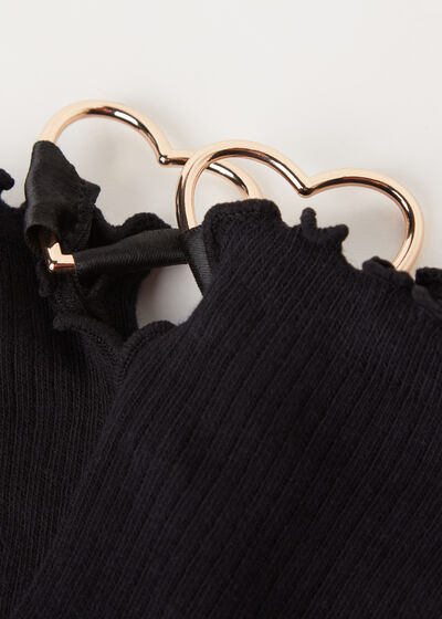 Kurze Socken mit Herzaccessoire