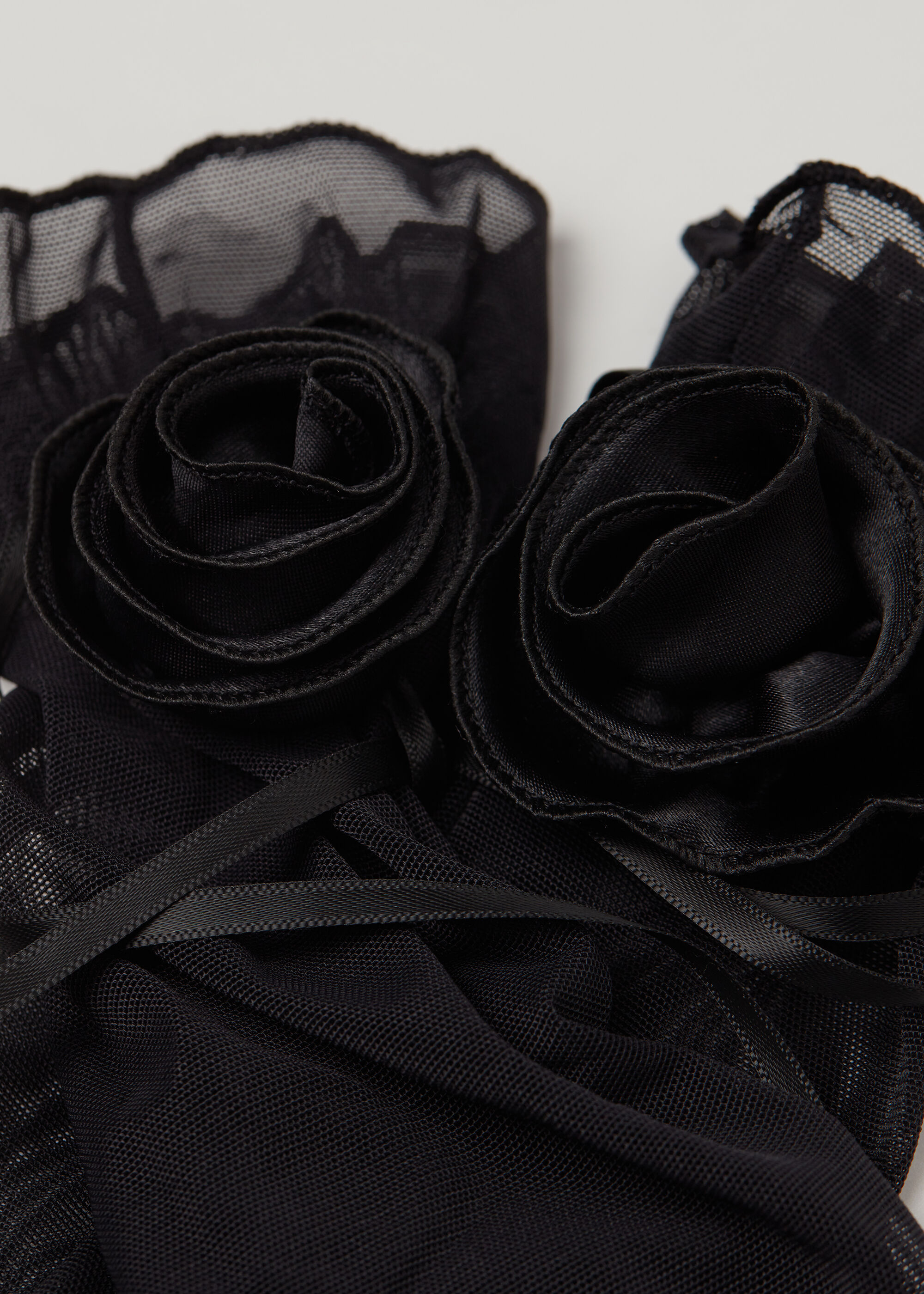 Tie Sheer Socks