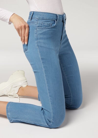 Eco gecropte flared jeans in licht denim
