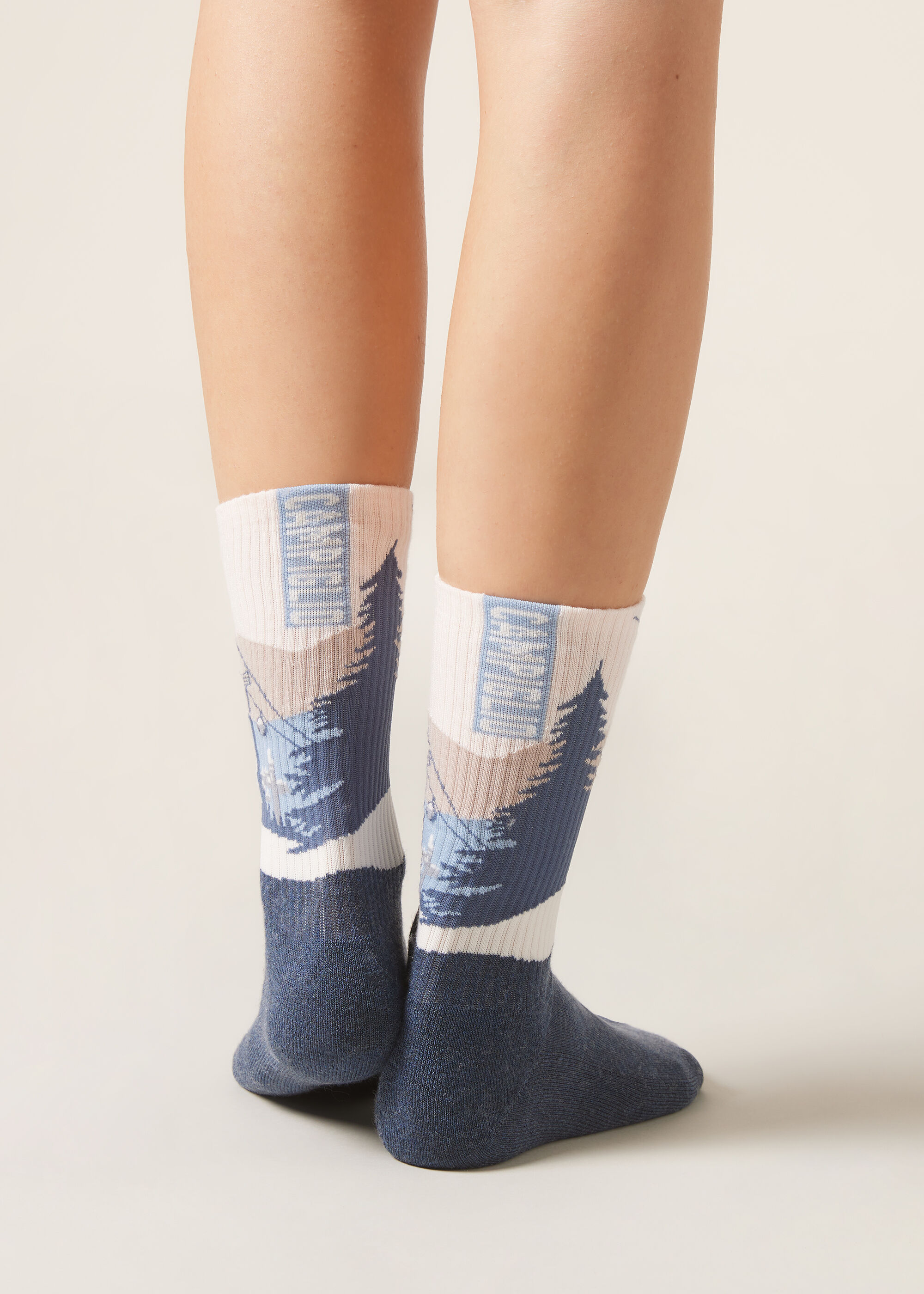 Chaussettes en cachemire à motif montagnes
