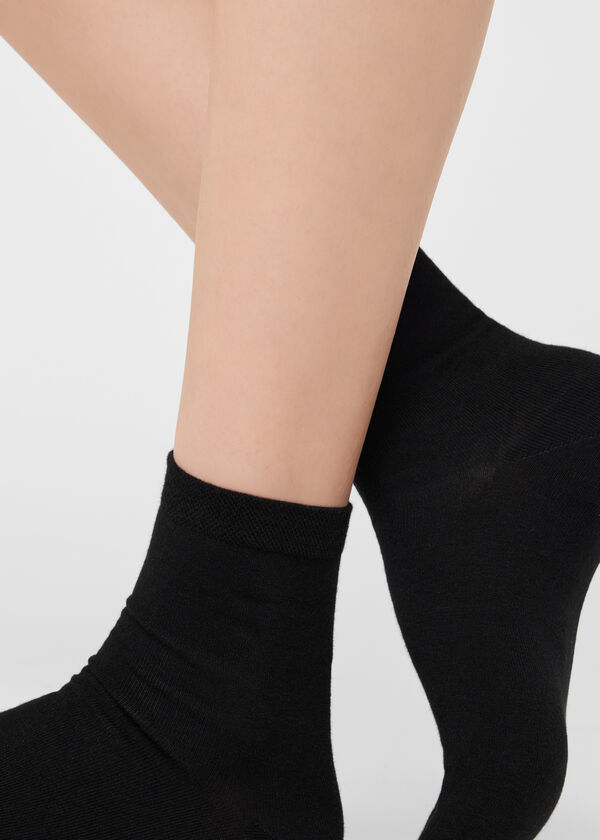 Trim Detail Short Socks