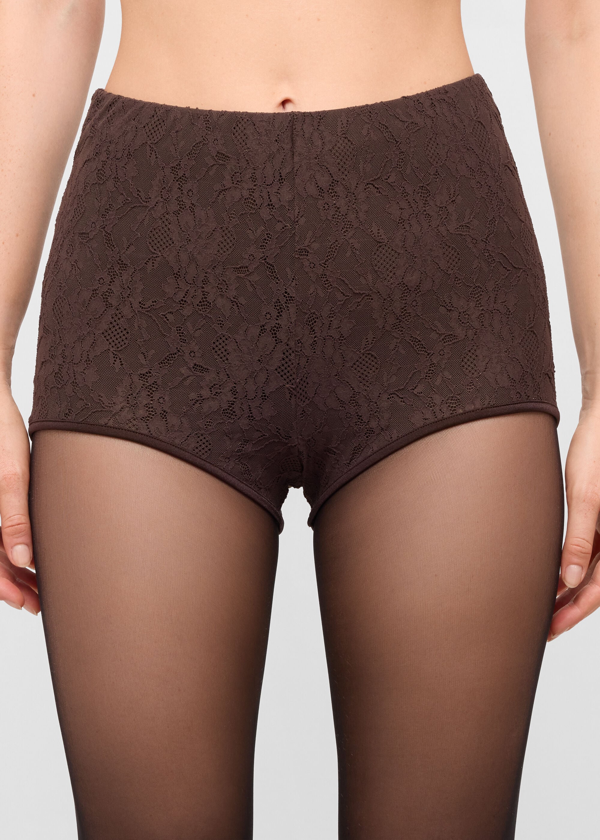 Culotte en dentelle