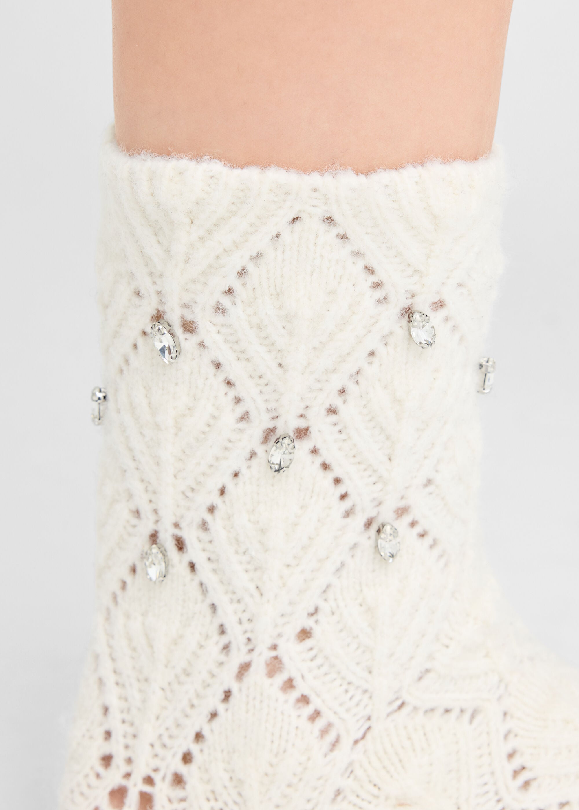 Socken mit Schmucksteinen