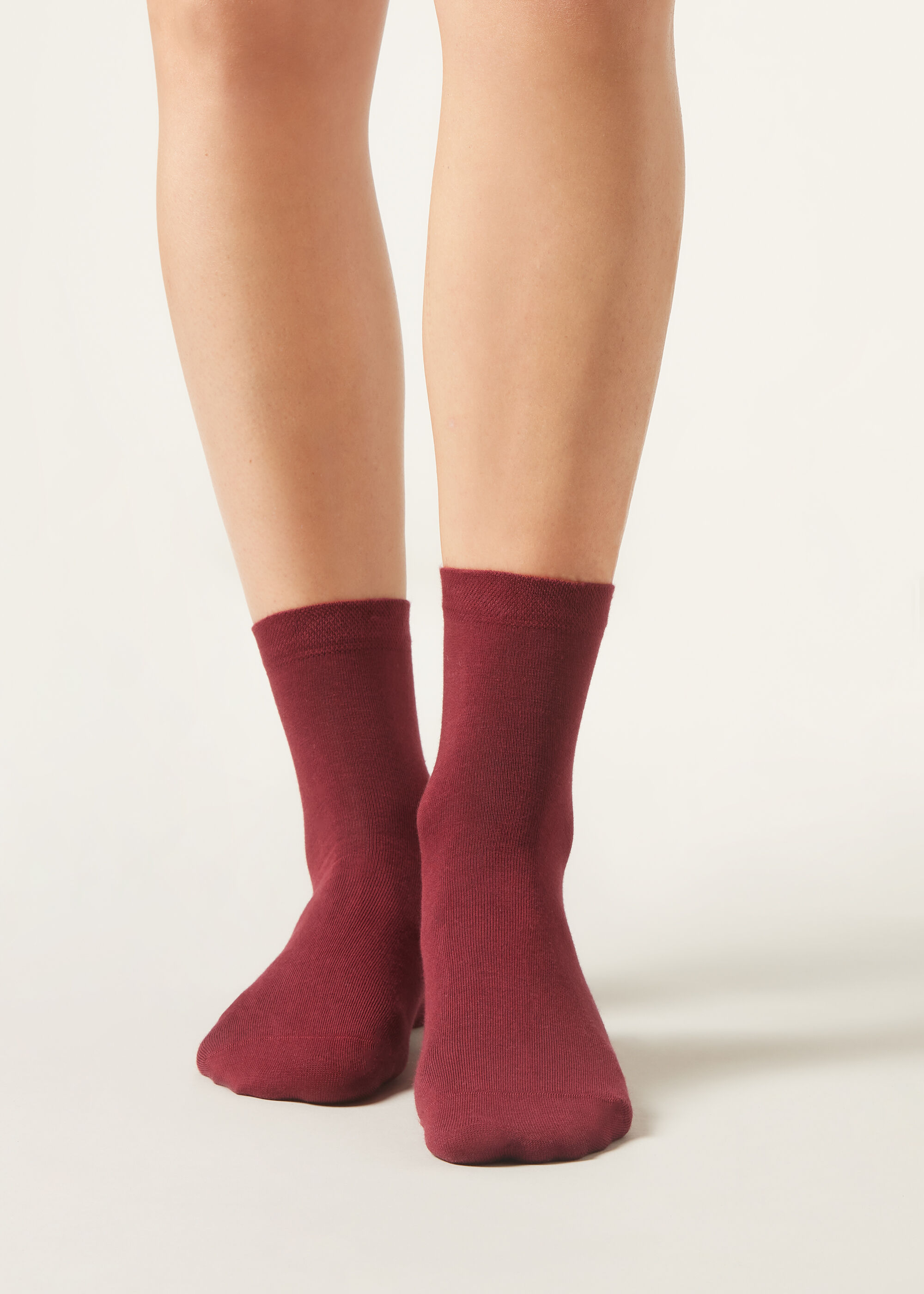 Calcetines Cortos con Borde Rematado