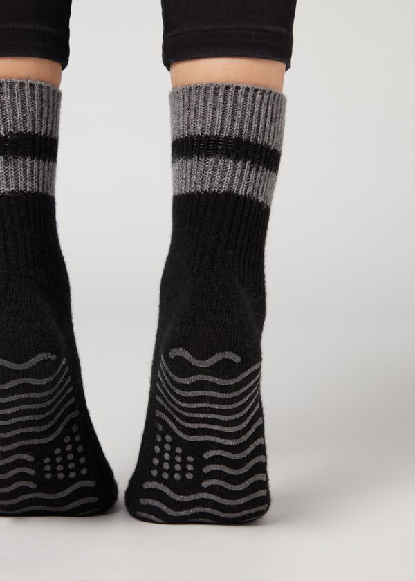 Unisex Non-Slip Socks with Cashmere and Wool