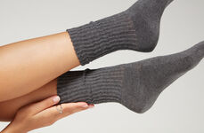 Relaxed-Effect Ribbed Short Socks