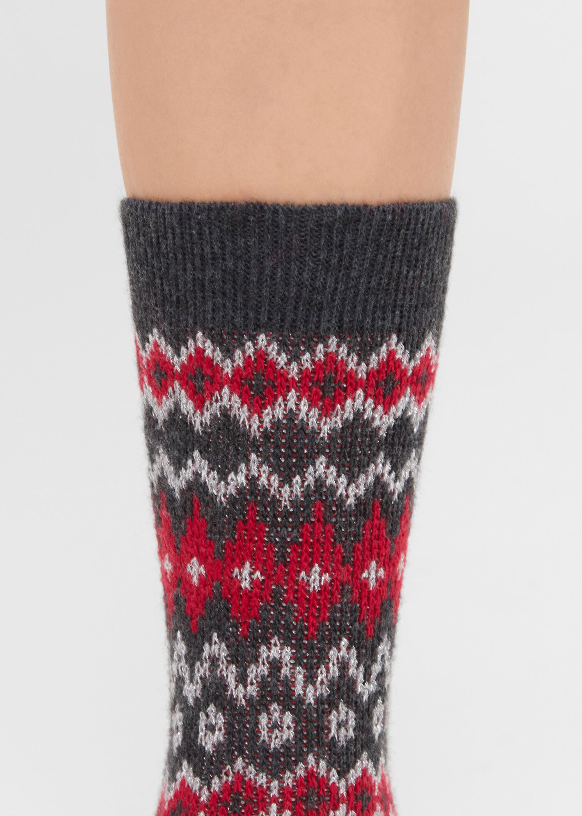 Socken mit Kaschmir und Norwegermuster