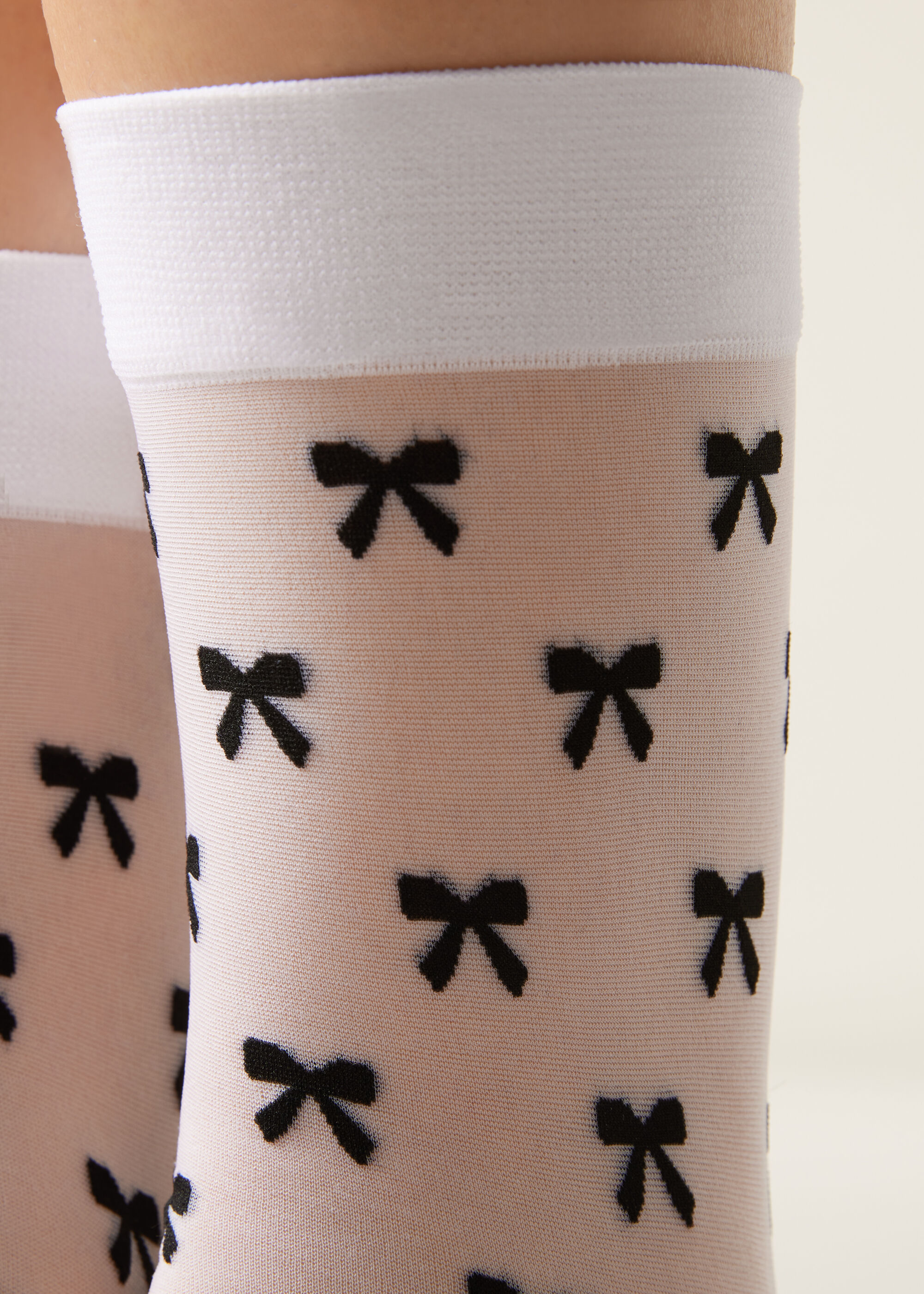 All-Over Bow Socks